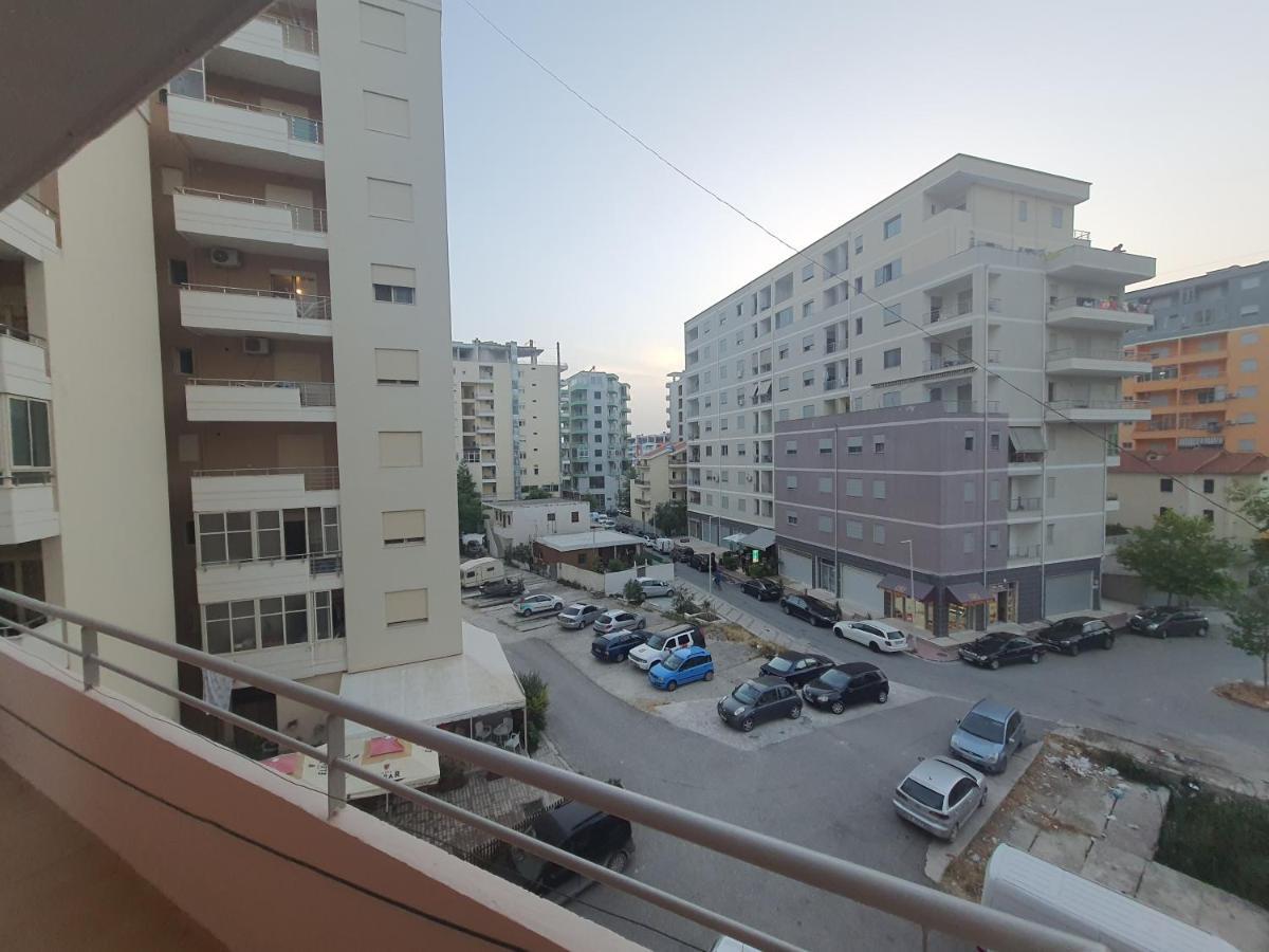 Lea Apartments Vlora Kültér fotó